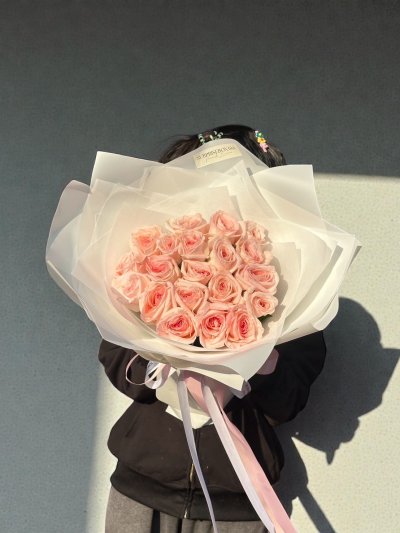20 Stems Pink English Roses Bouquet